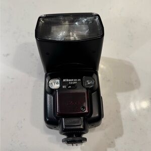 Nikon SB-26 Speedlight Shoe Mount camera Flash Preowned by professional photog